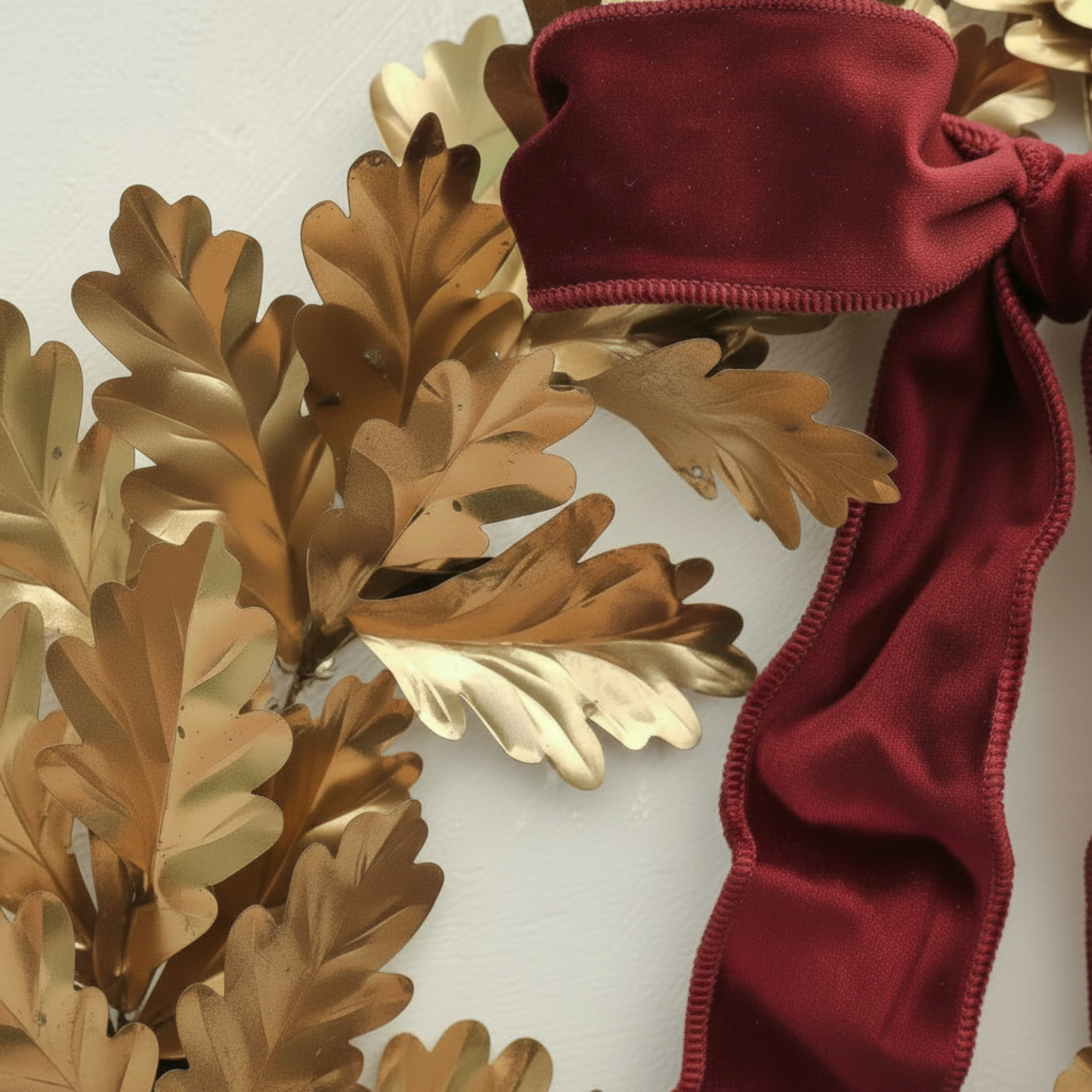 Gilded Oak Leaf Wreath with Velvet Crimson Bow – Golden Autumn & Holiday Decor